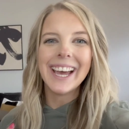 Kelly Thompson Review